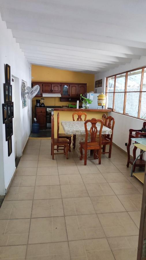 Casa Sixta A 7Min Del Aeropuerto Internacional Pmx Y 2 Cuadras Terminal Autob Ado Otel Puerto Escondido  Dış mekan fotoğraf